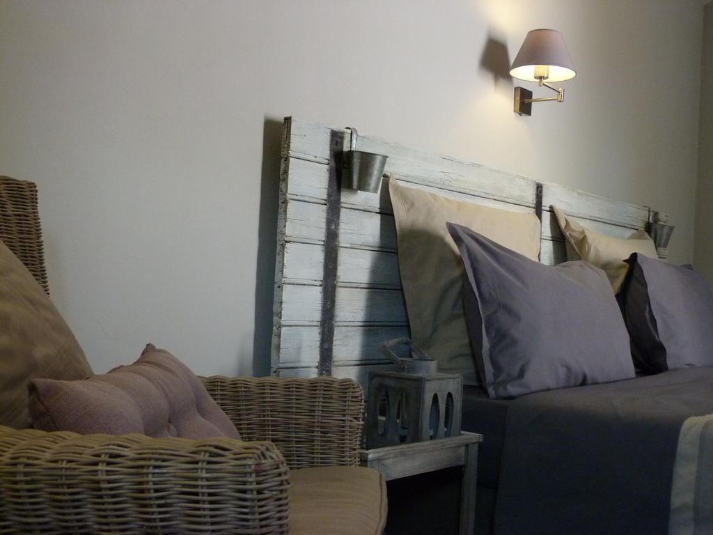 Les Persiennes Hotel Saintes Phòng bức ảnh