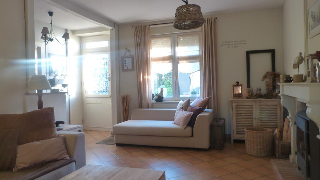 Les Persiennes Hotel Saintes Ngoại thất bức ảnh