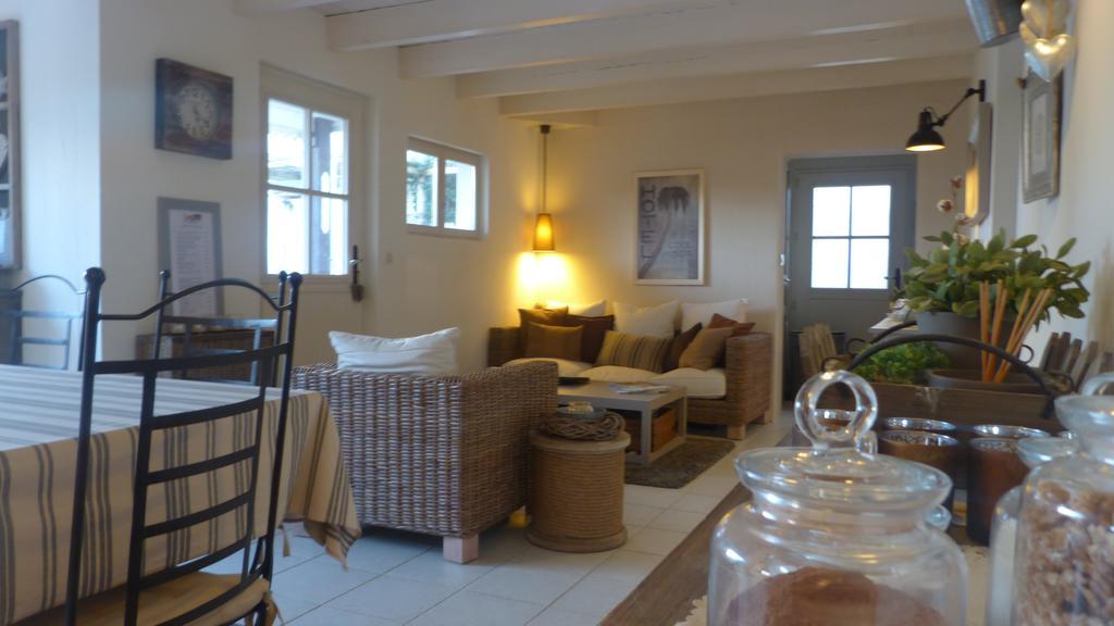 Les Persiennes Hotel Saintes Ngoại thất bức ảnh