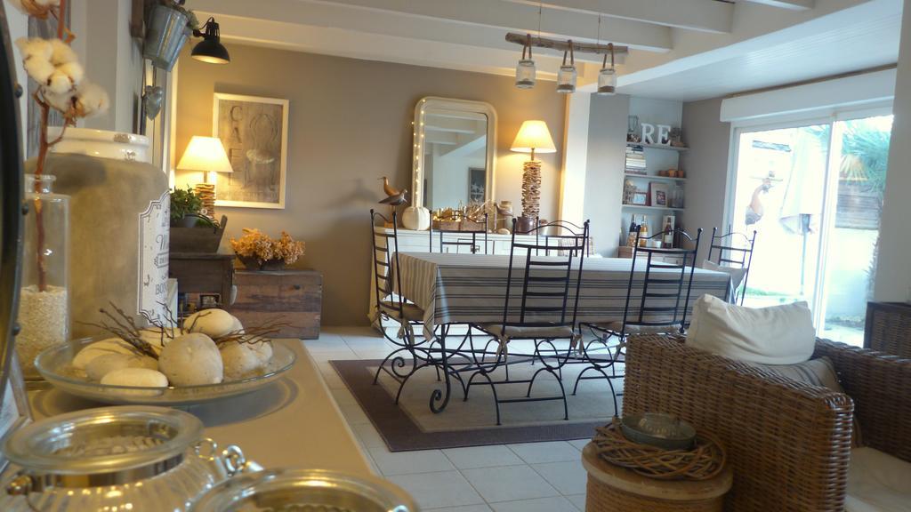 Les Persiennes Hotel Saintes Ngoại thất bức ảnh